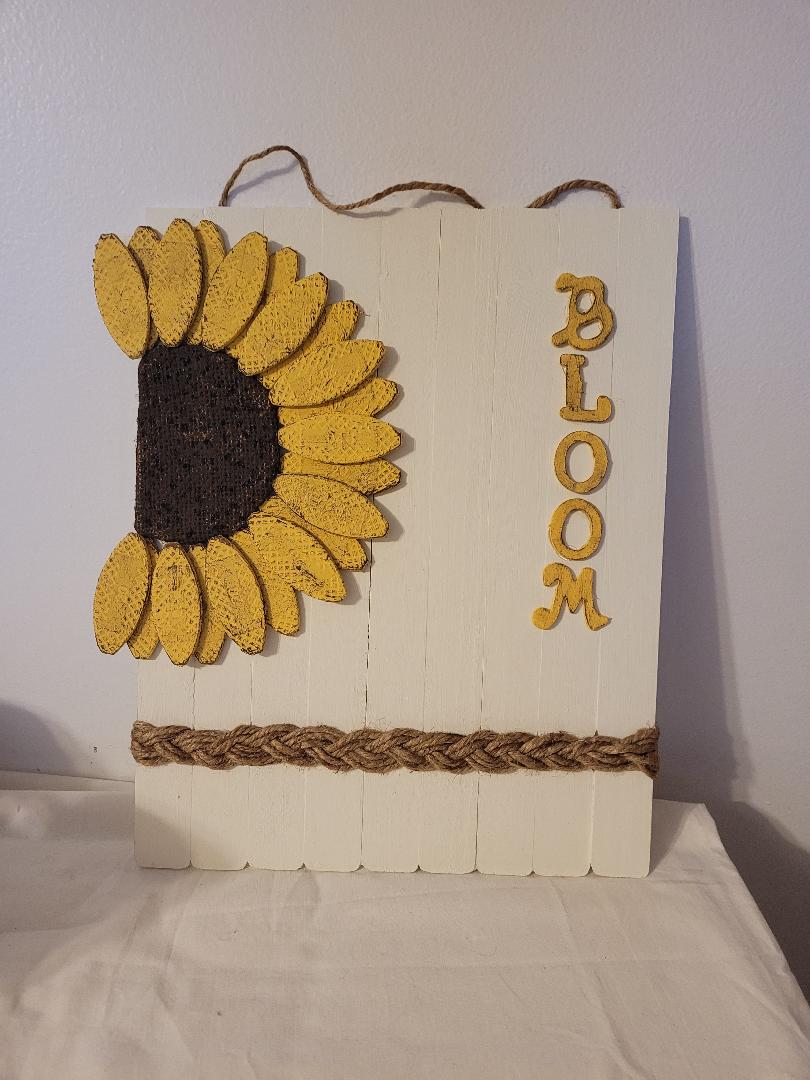 Bloom sunflower